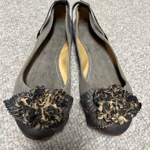 Anthropologie Floral Embellished Women's Flats Sz 38